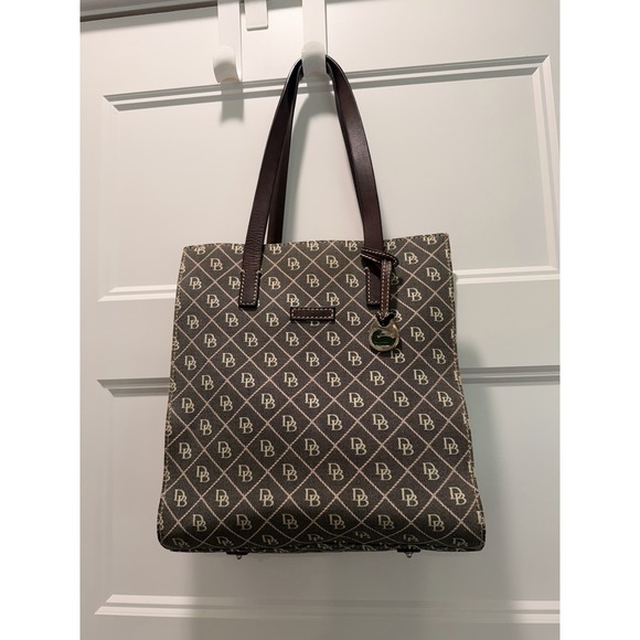 Dooney & Bourke Handbags - Dooney & Bourke Signature Jacquard Tote Brown Tan Monogram Shopper Purse